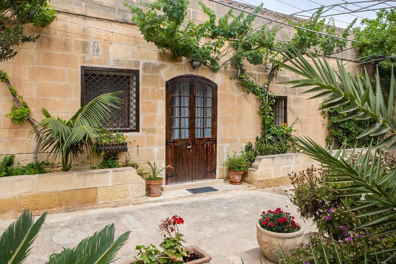 **  Ta' Bertu Host Family Bed & Breakfast Bed and Breakfast Ħal Far Malta