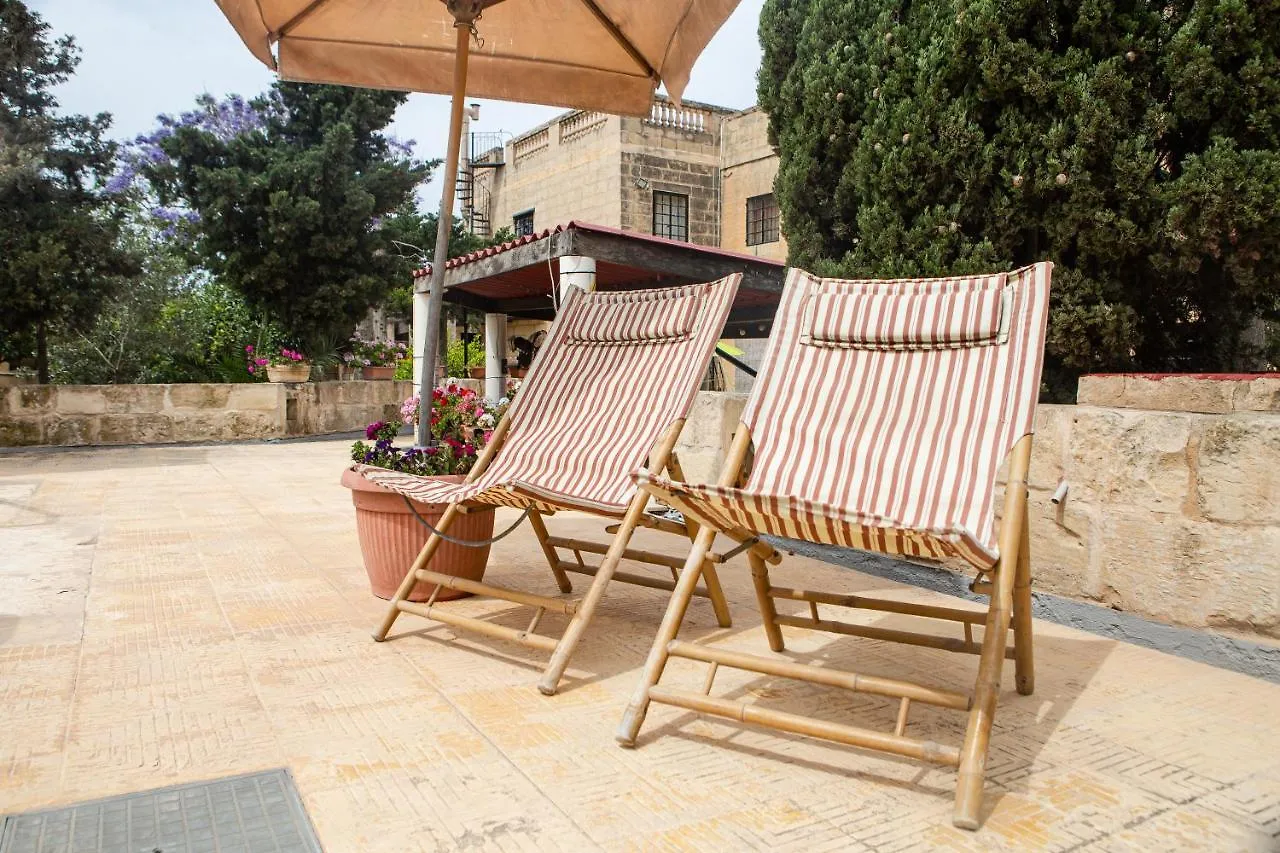 Bed and Breakfast Ta' Bertu Host Family Bed & Breakfast Ħal Far 2*,  Malta