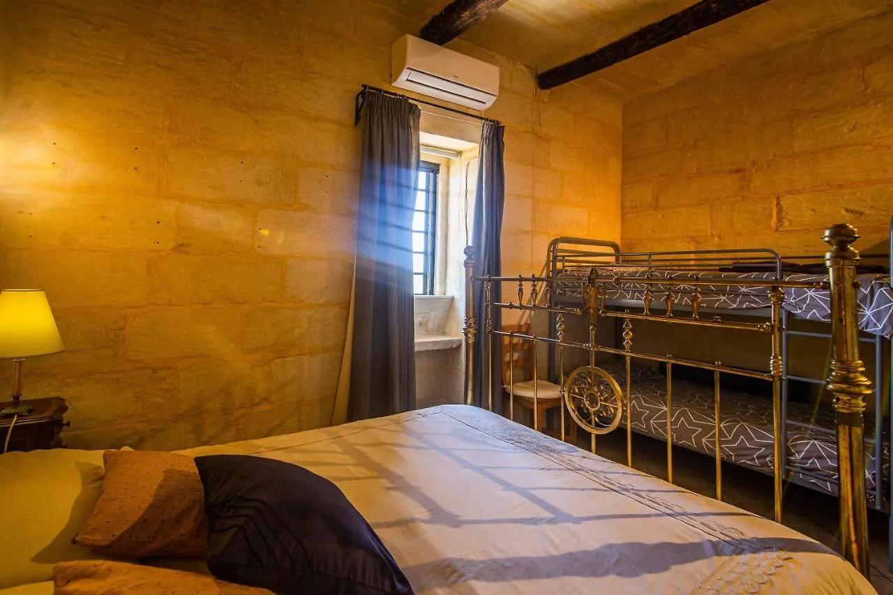 Ta' Bertu Host Family Bed & Breakfast Ħal Far